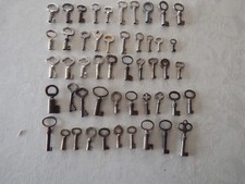 Lot de 50 Jolies et Originales Petites Clés Coffres, Cadenas...