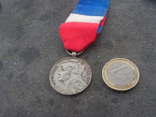 Medaille industrie travail - ,