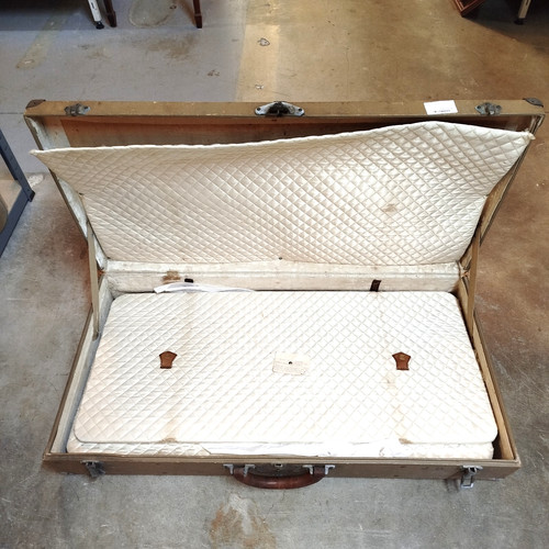 Malle2 voyage marque moynat - marque,
