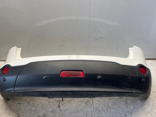 Pare choc arriere nissan - pare,