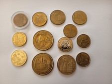 LOT DE 13 MEDAILLES JETONS