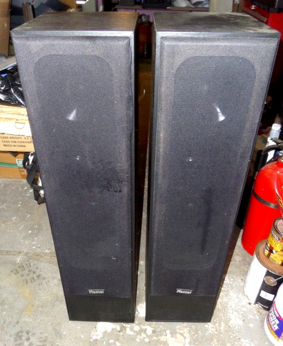Pair vintage magnat - of,