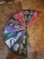 lot de 12 Fanions NHL  hockey USA  ; L 75 cm x 30cm