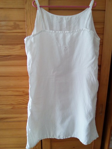 Chemise ancienne brodée - ancienne, en