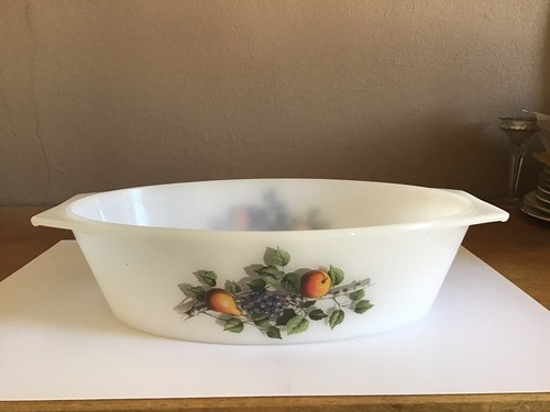 Plat ovale four - À, arcopal