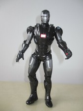 Grand personnage figurine - grand,