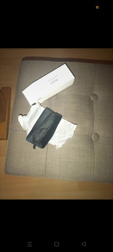 Petite trousse chanel neuve - petite,
