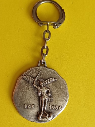 Porte clé saint - porte, michel