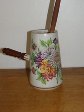  Rare Chocolatière en Porcelaine à Décor de Chrysanthèmes Emaillés avec Moussoir