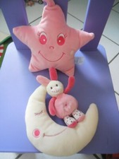 doudou peluche musicale lapin