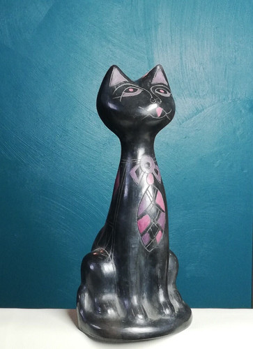 Chat terre cuite ancienne