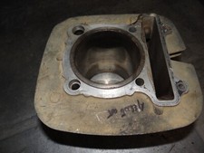 cylindre quad yamaha 350 grizzly ou quad yamaha 350 wolverine