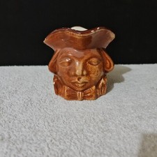 Ancien petit pichet en