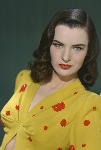 Ella raines absolutely - ella,