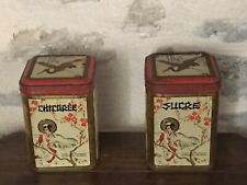 Anciennes boîtes en tôle