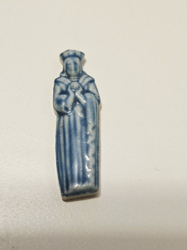 Figurine ancienne - , en