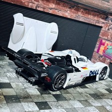 1/18 Kyosho BMW V12 avec