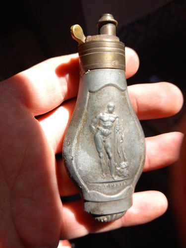 Poire poudre à - poudre, "b