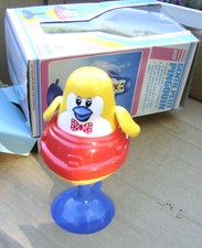 N - jouet Playwell Baby - Gentil petit pingouin - dans sa boîte