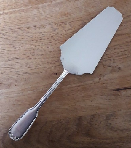 Pelle tarte saint médard - pelle,