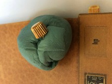  1  couronne spécifique Lip