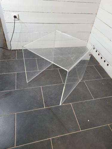 Bout canapé plexiglas - de, en