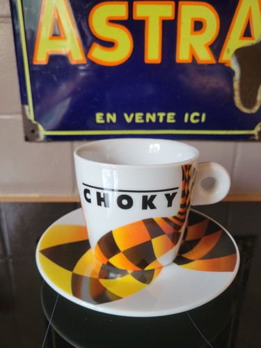 Tasse sous soucoupe - tasse, sous-tasse