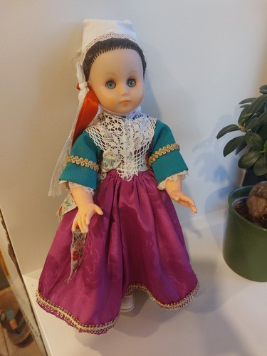 Ancienne poupée bella - poupée,