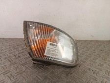 Optique avant secondaire droit