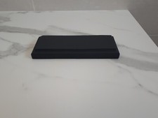 socle en bois peint en gris foncé pour figurines et maquettes 18,2 X 6,8 cm