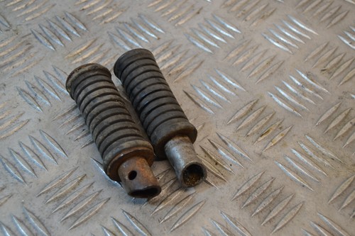 Cales pieds passager suzuki - cales,
