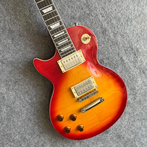 Guitare électrique manche en - manche,