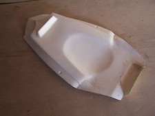 212) Carénage polyester passage de roue SUZUKI GSXR 1000 (2003) brut