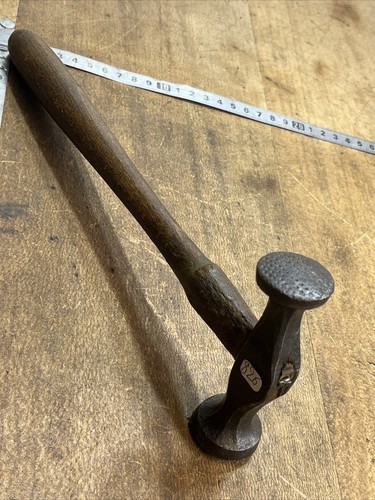N°826 outillage outils