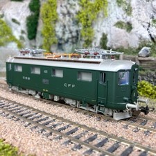 Locomotive électrique Re 4/4