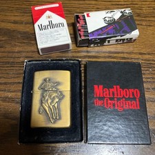 Rare boîte ZIPPO Marlboro