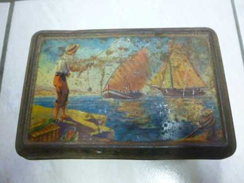Ancienne boite gâteaux - ancienne,