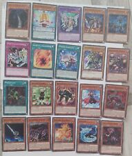 lot de 20 cartes Yu-Gi-Ho ,16