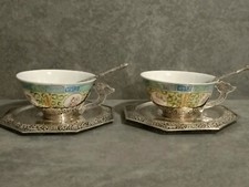 Indochine. Paire de Tasses en