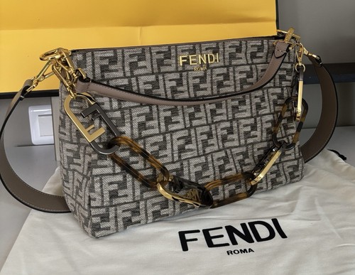 Sac fendi femme symbole en - fendi,