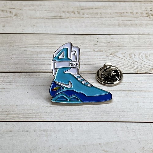 Nike air mag enamel pin - pin, brand