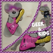 Peluche Diddl Gris - Guitare Rock Punk - Ref C17