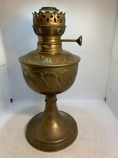 ANCIENNE LAMPE A PETROLE EN LAITON