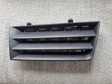 Grille de calandre droite