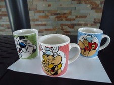 3 TASSES a café  parc asterix