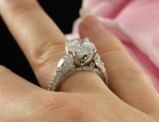 Bague de fiançailles en or