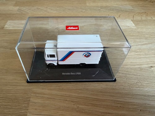 Schuco 22373 camion mercedes - camion,