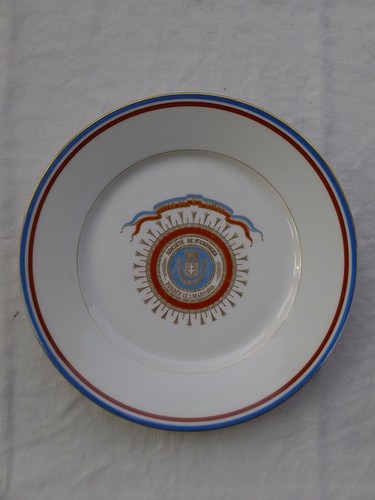 Assiette commémorative