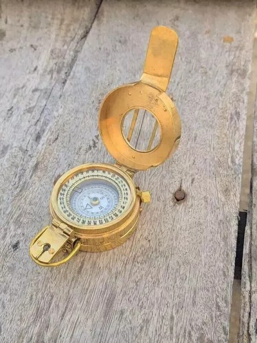 Ancien vintage style militaire - ancien,