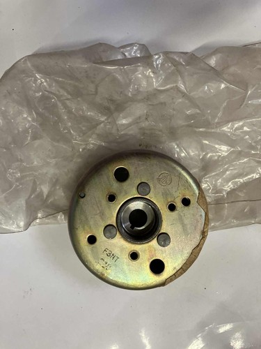 Volant magnetique neuf - magnetique,